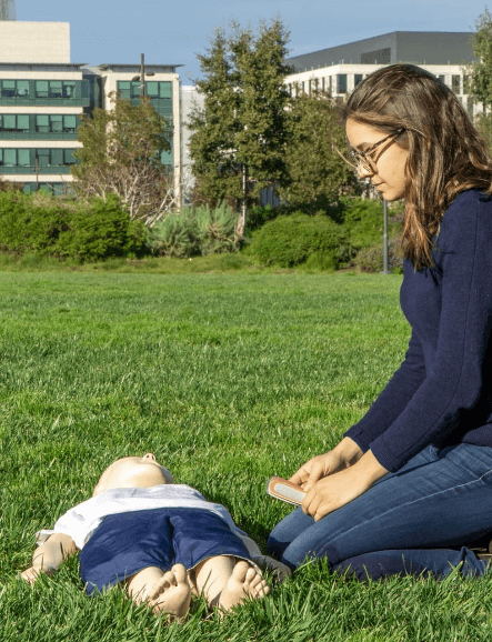 AED Pad Placement Where To Put Pads On Adults Children Avive AED